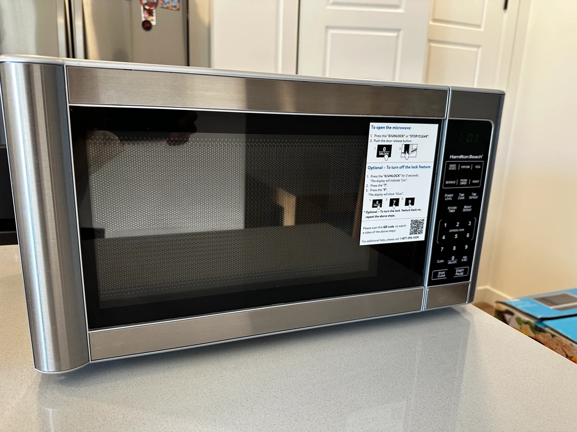 Hamilton Beach 1.1 Cu.ft Microwave Oven
