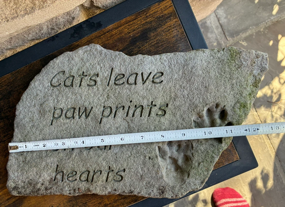 Cat Lover Garden Stone Paw Prints on Our Hearts Rustic Decor - photo 3