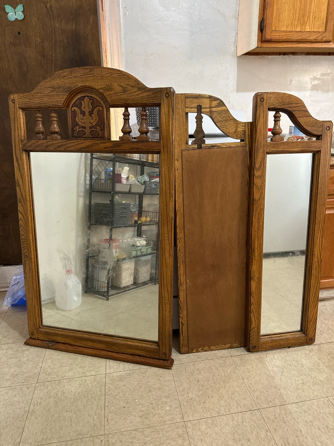 Vintage Three-Panel Oak Vanity Mirror - photo 2