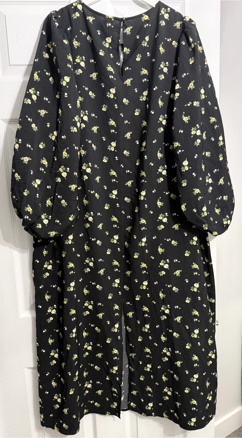 H&M Midi Dress Black Floral Long Bishop’s Sleeves - photo 3