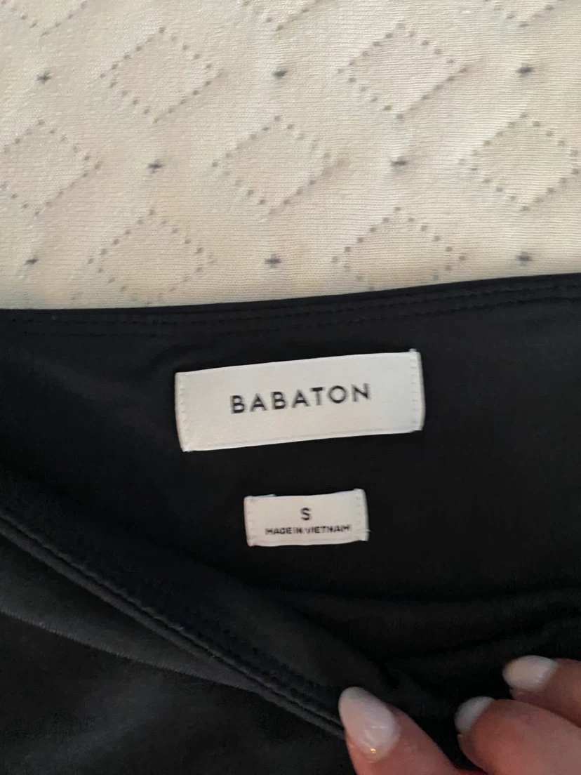 Aritzia Babaton Long Sleeve Bodysuit - photo 3