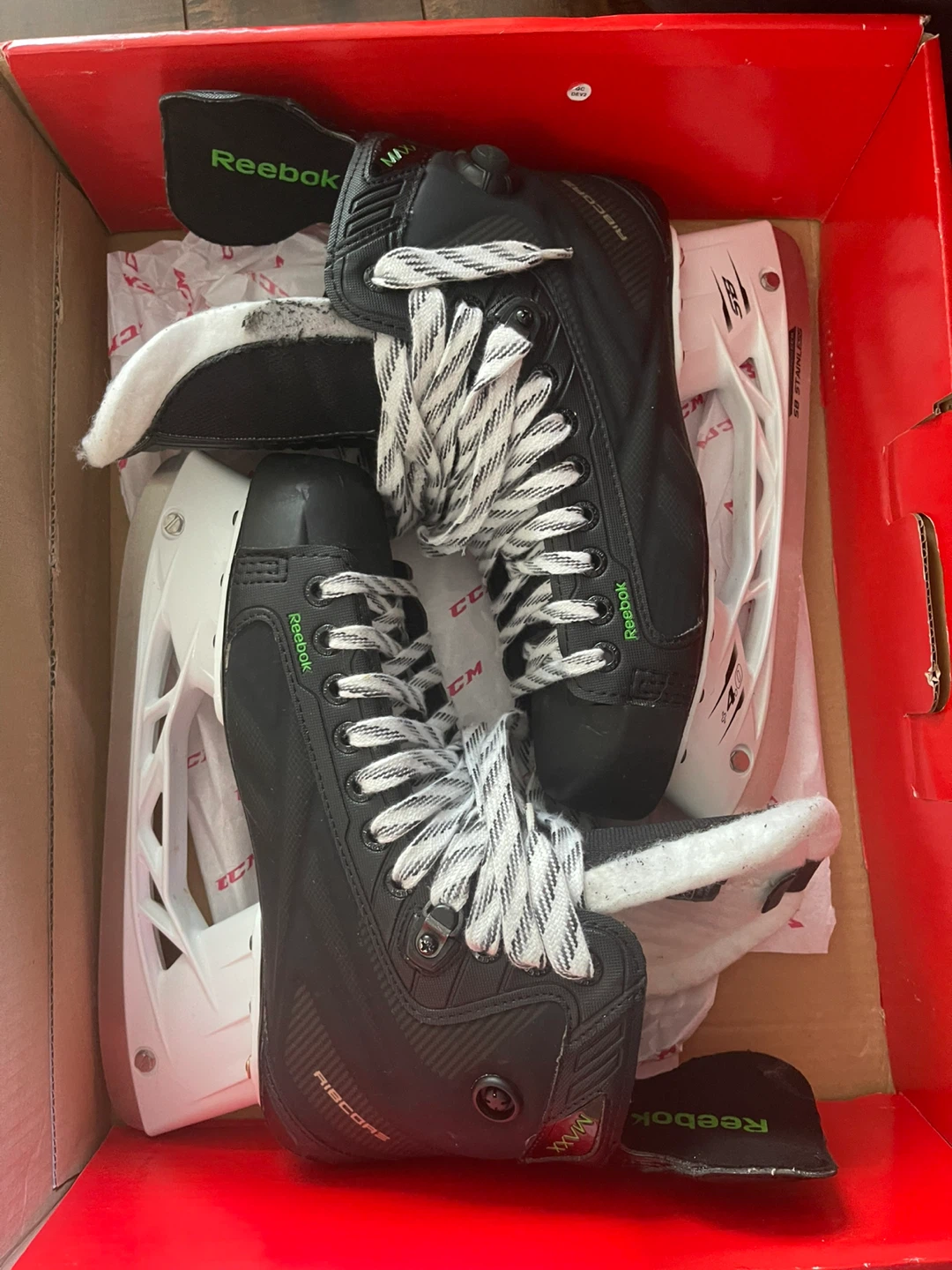 Reebok Ribcor Tacks Classic Hockey Skates - Size 11