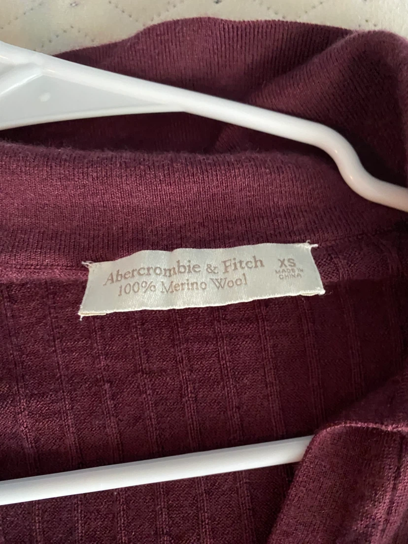 Abercrombie & Fitch Maroon Merino Wool Cardigan XS - photo 2