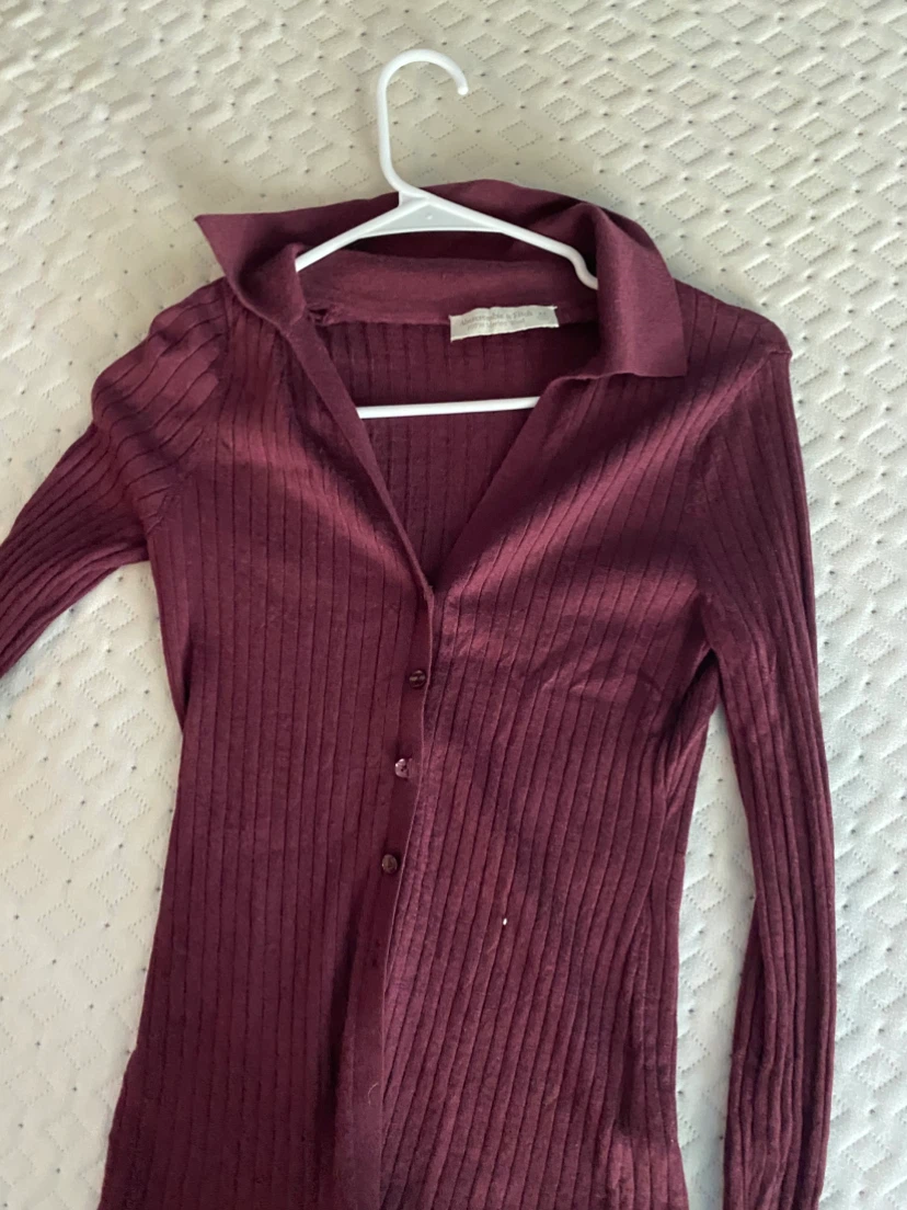 Abercrombie & Fitch Maroon Merino Wool Cardigan XS - photo 3