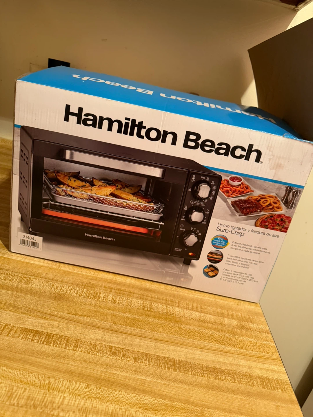 Hamilton Beach Sure-Crisp Air Fryer Toaster Oven - photo 3