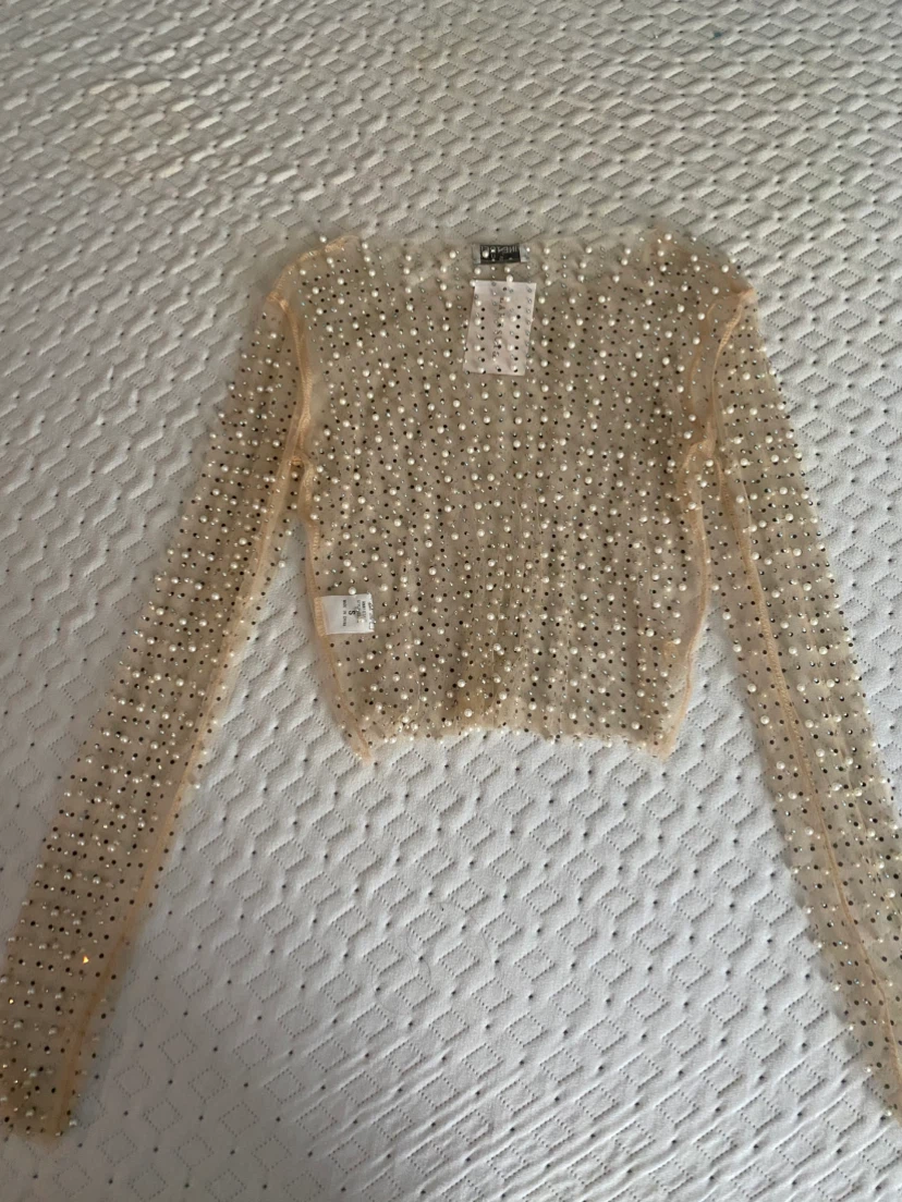 Langsura Pearl & Rhinestone Top