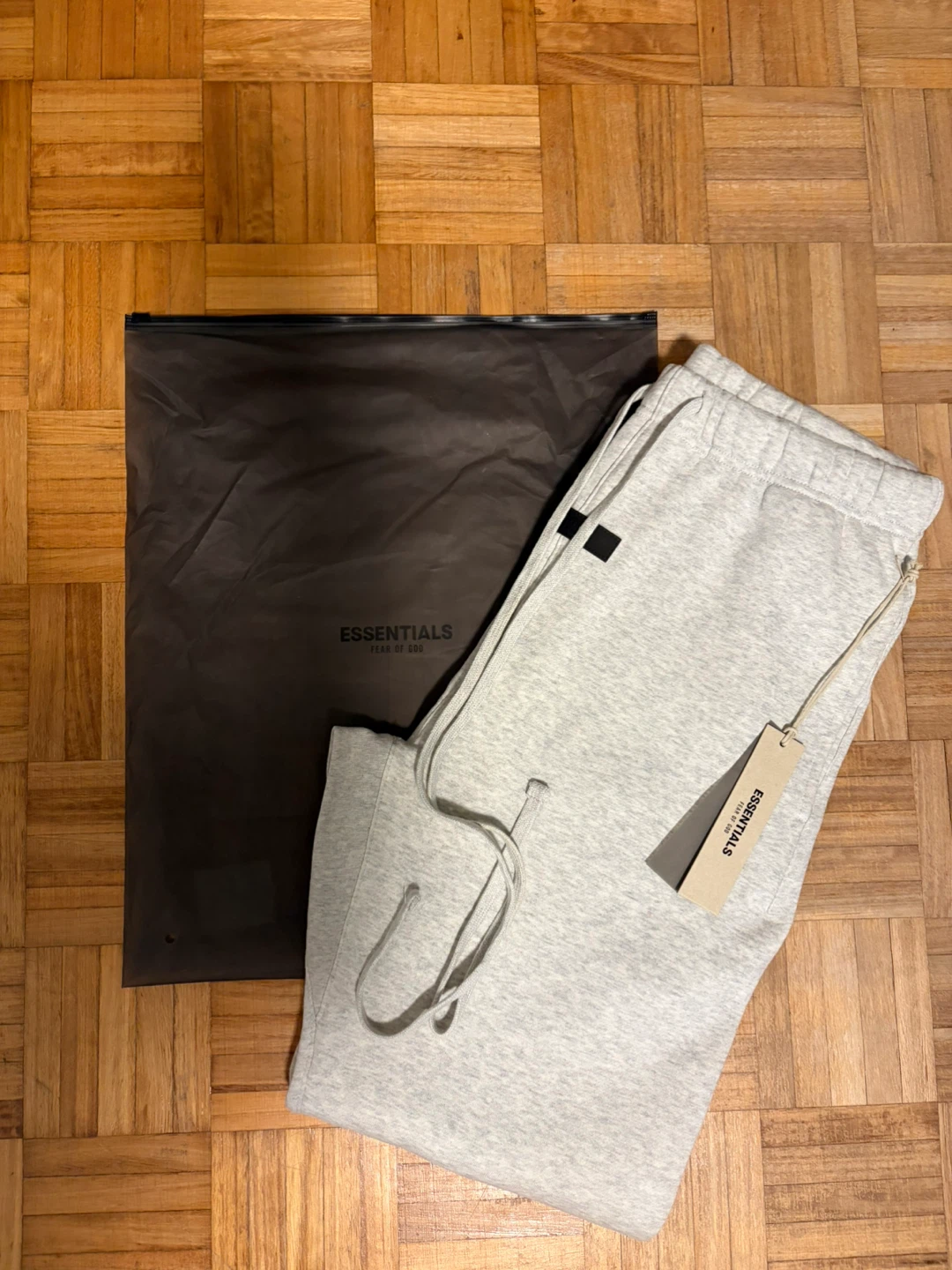 Light Oatmeal Essential Pants M