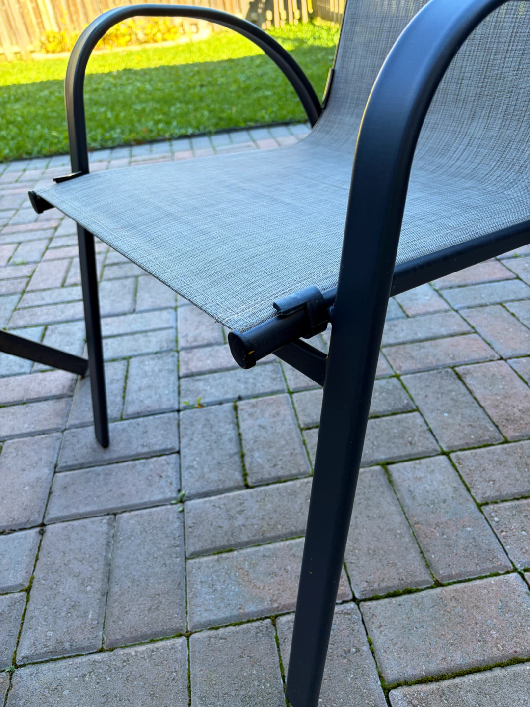 Patio Dining Set - Metal Table + 4 Chairs - photo 2