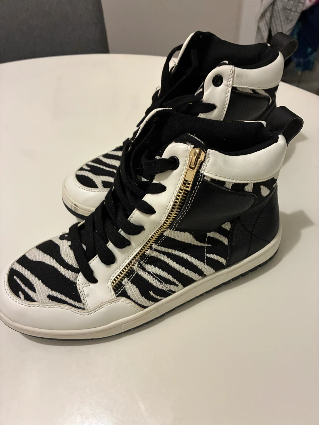 Size 8 / Zebra Print High-Top Sneakers - photo 3