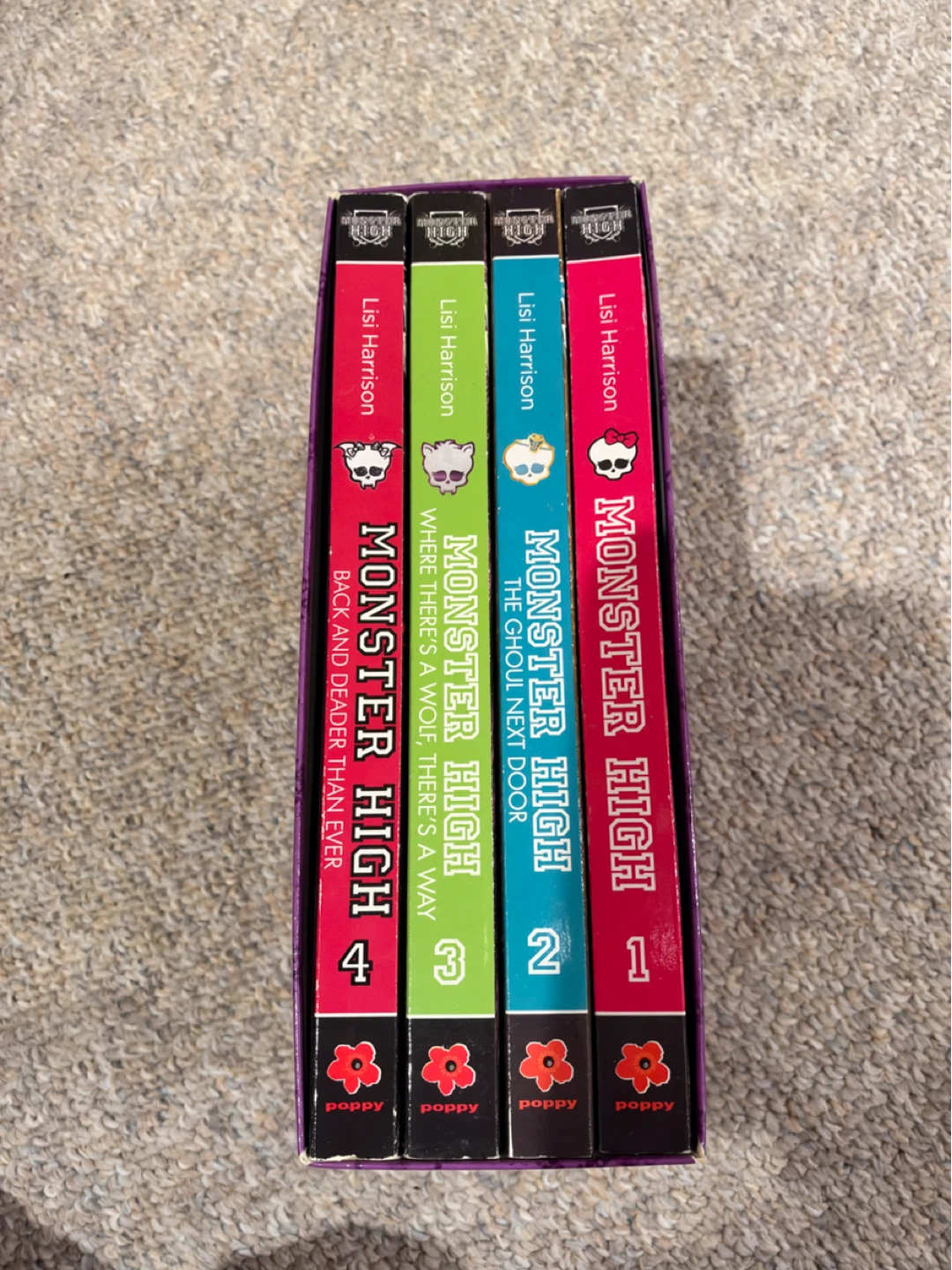 Monster High The Scary Cute Collection Boxed Set