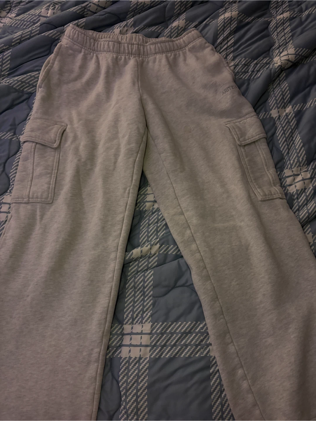 Aritzia Sweatfleece Mega Fit Cargo Sweatpants