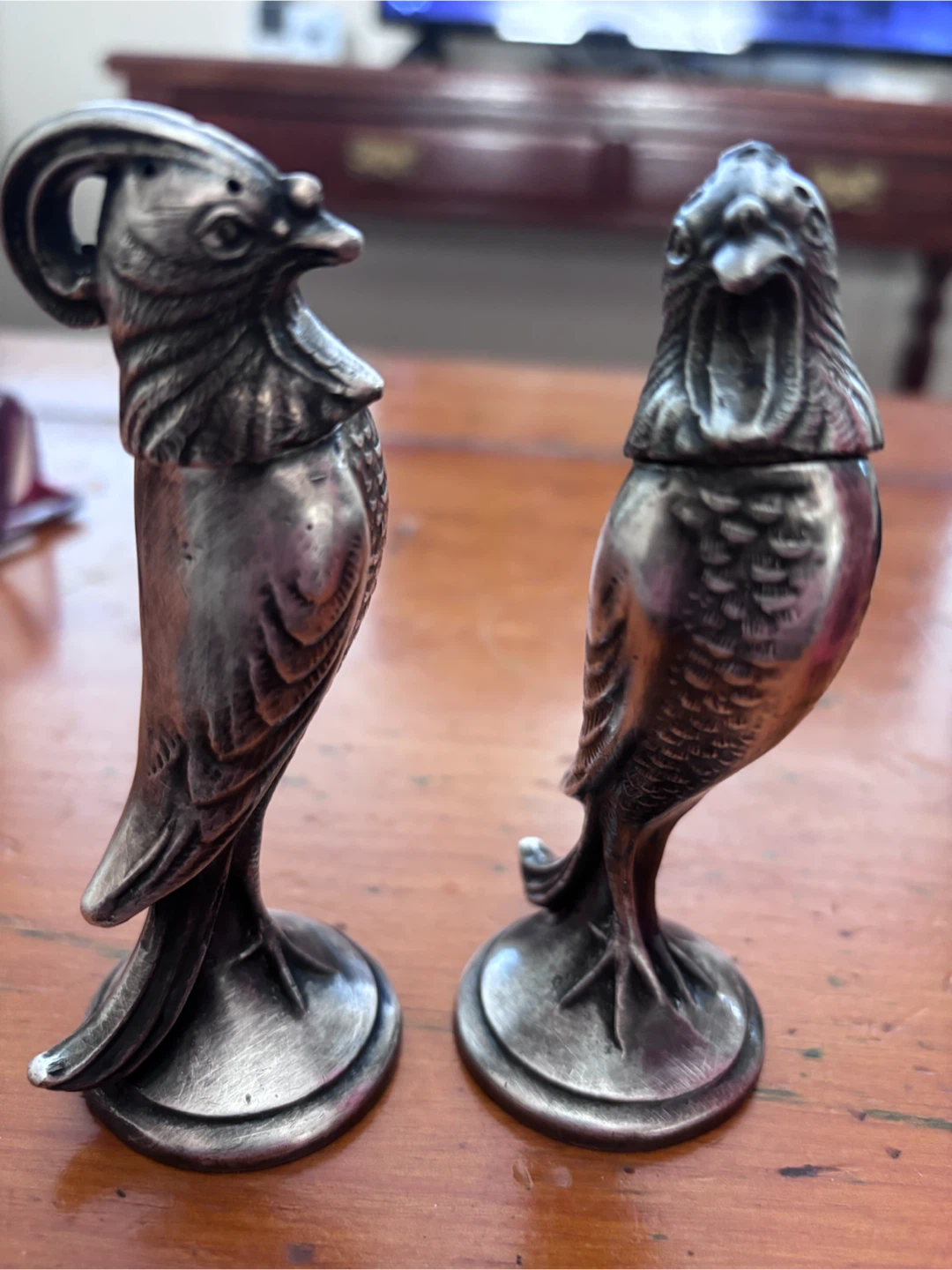 Art Deco Salt And Pepper Shakers! - photo 2