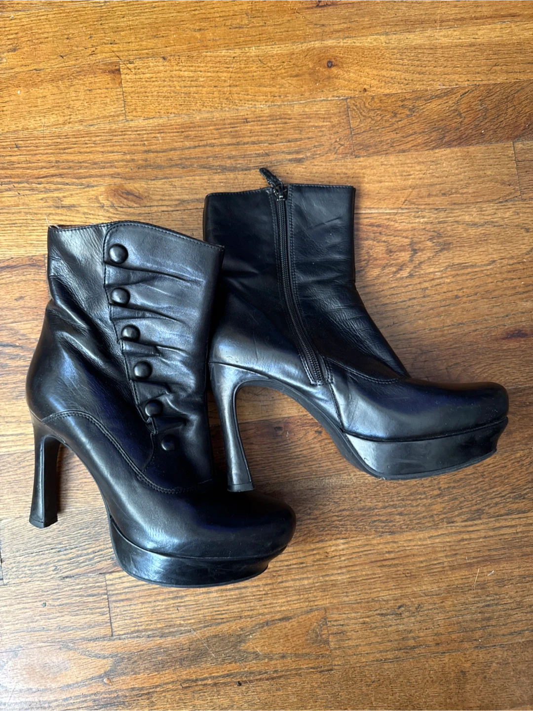 Size 8.5 Black Leather Booties