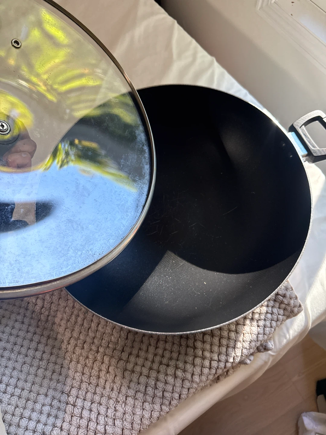T-fal Non-stick wok/frying pan with lid