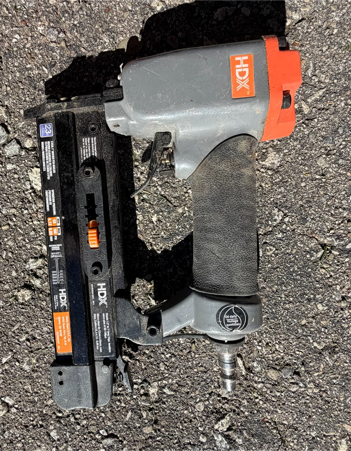 HDX Air Compressor and Two Pin Nailers - photo 5