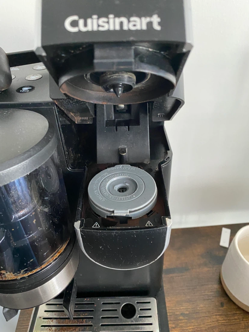 Cuisinart Coffee Maker with Grinder - photo 3