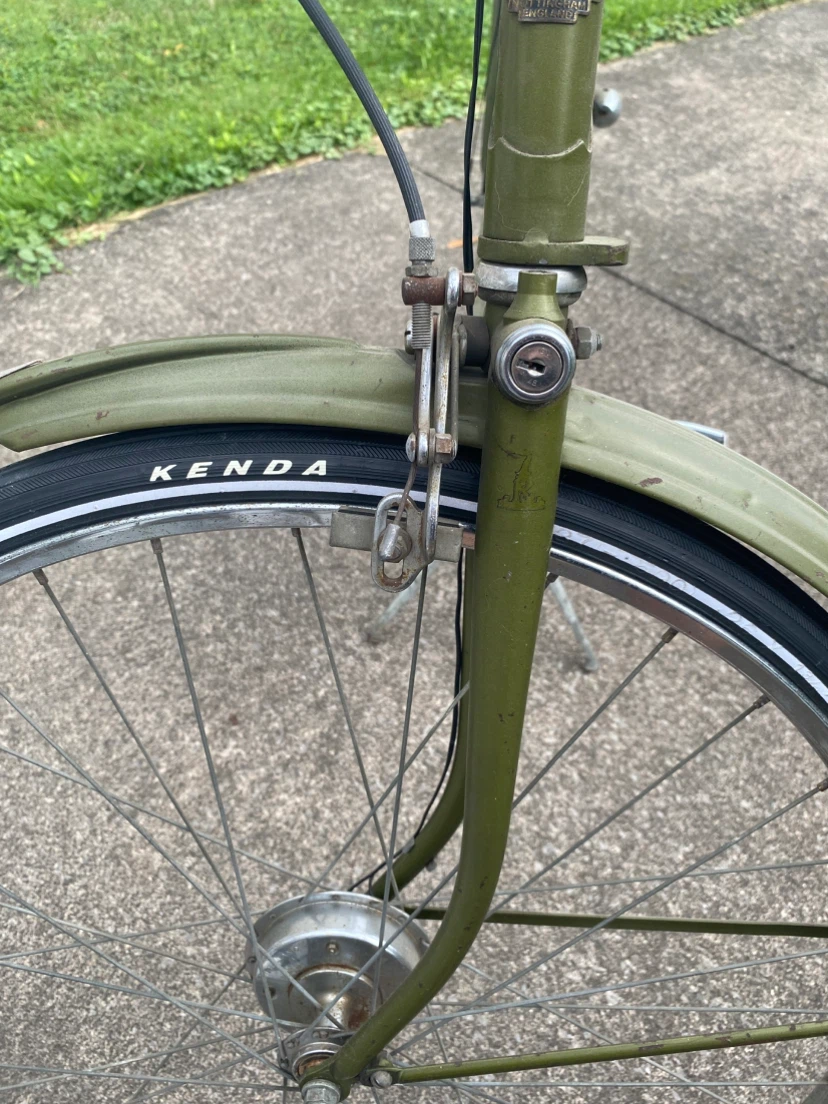 Vintage Raleigh Superbe Bicycle - photo 2