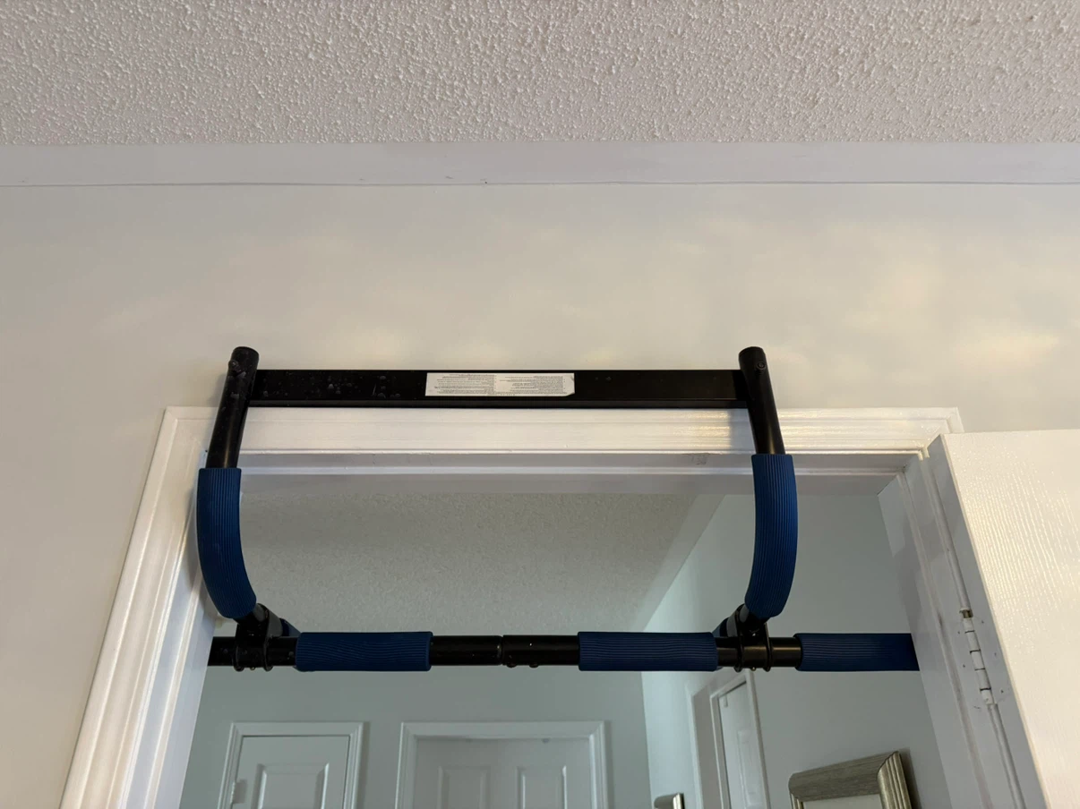 Doorway Pull-up Bar - photo 3