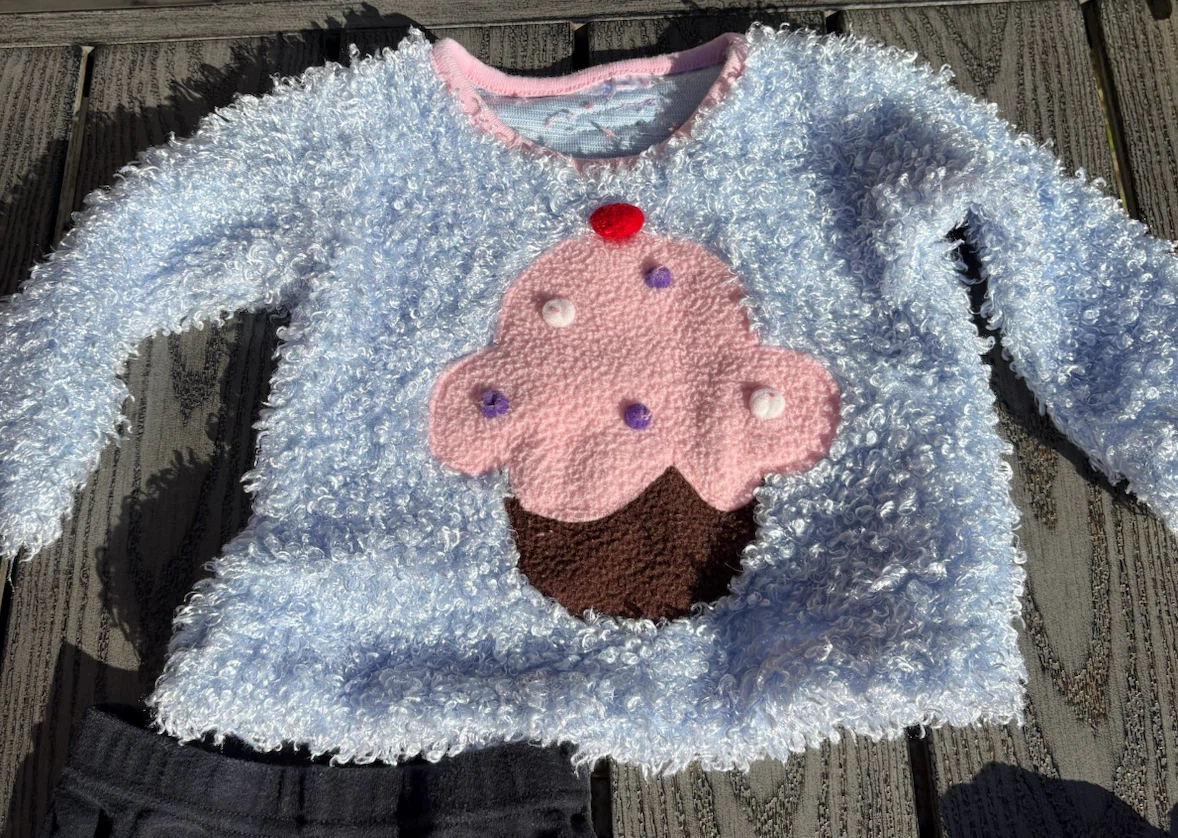 Children's Clothing Bundle - photo 3