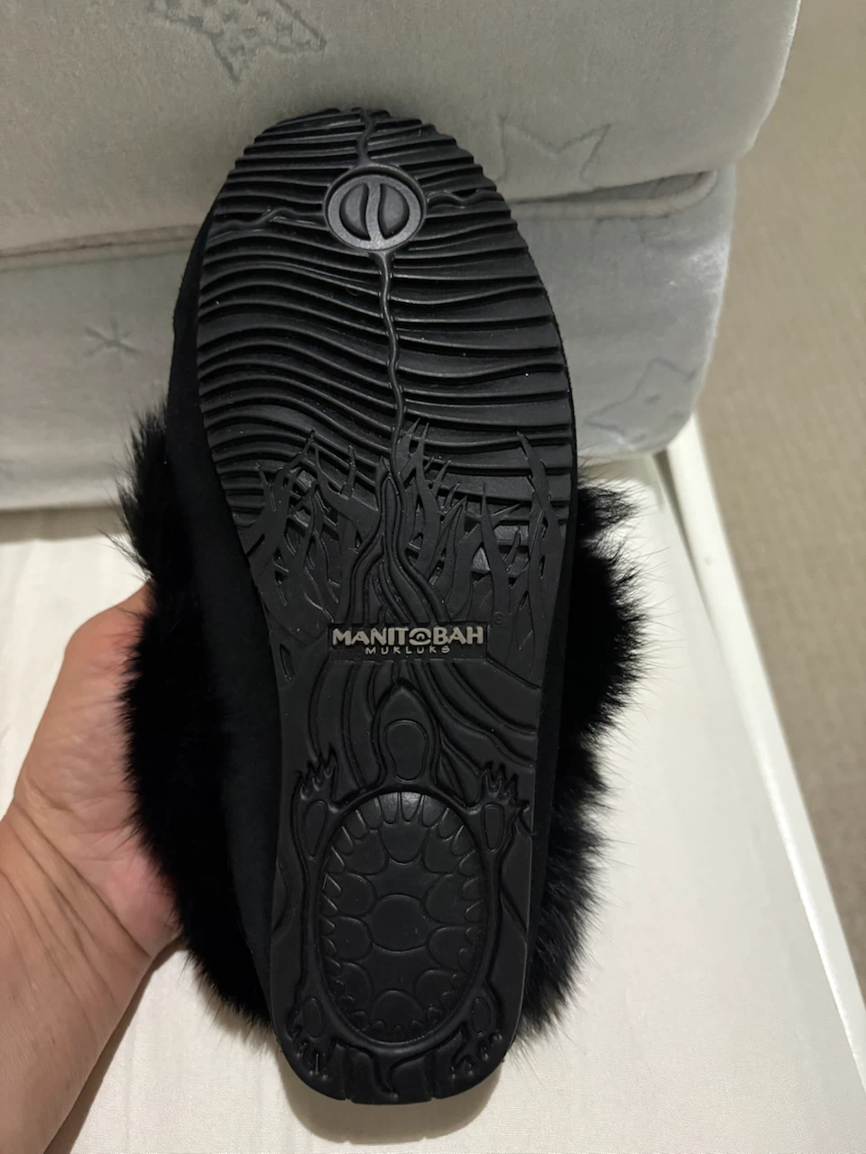 Manitobah Mukluks Black Slippers