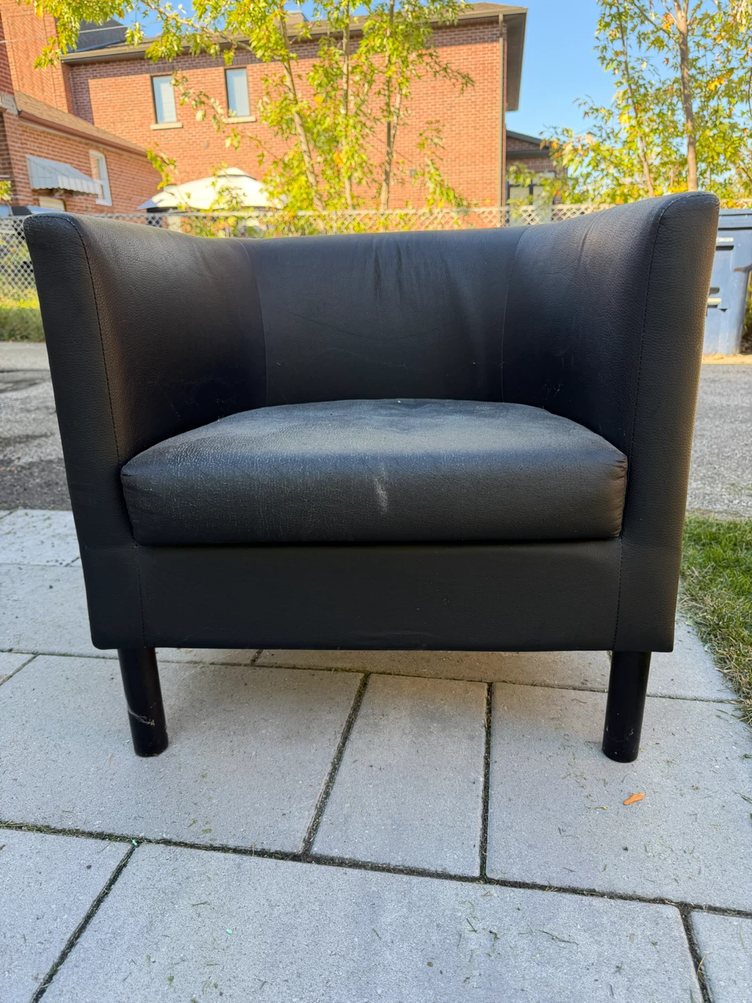 Black Faux Leather Tub Chair - photo 2