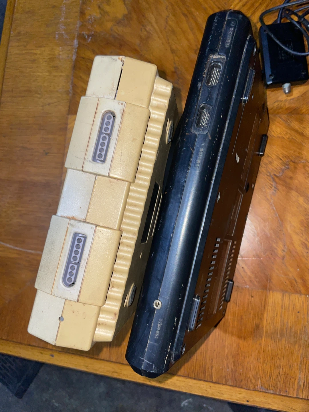 Sega Genesis and Nintendo Super NES Game Consoles - photo 2