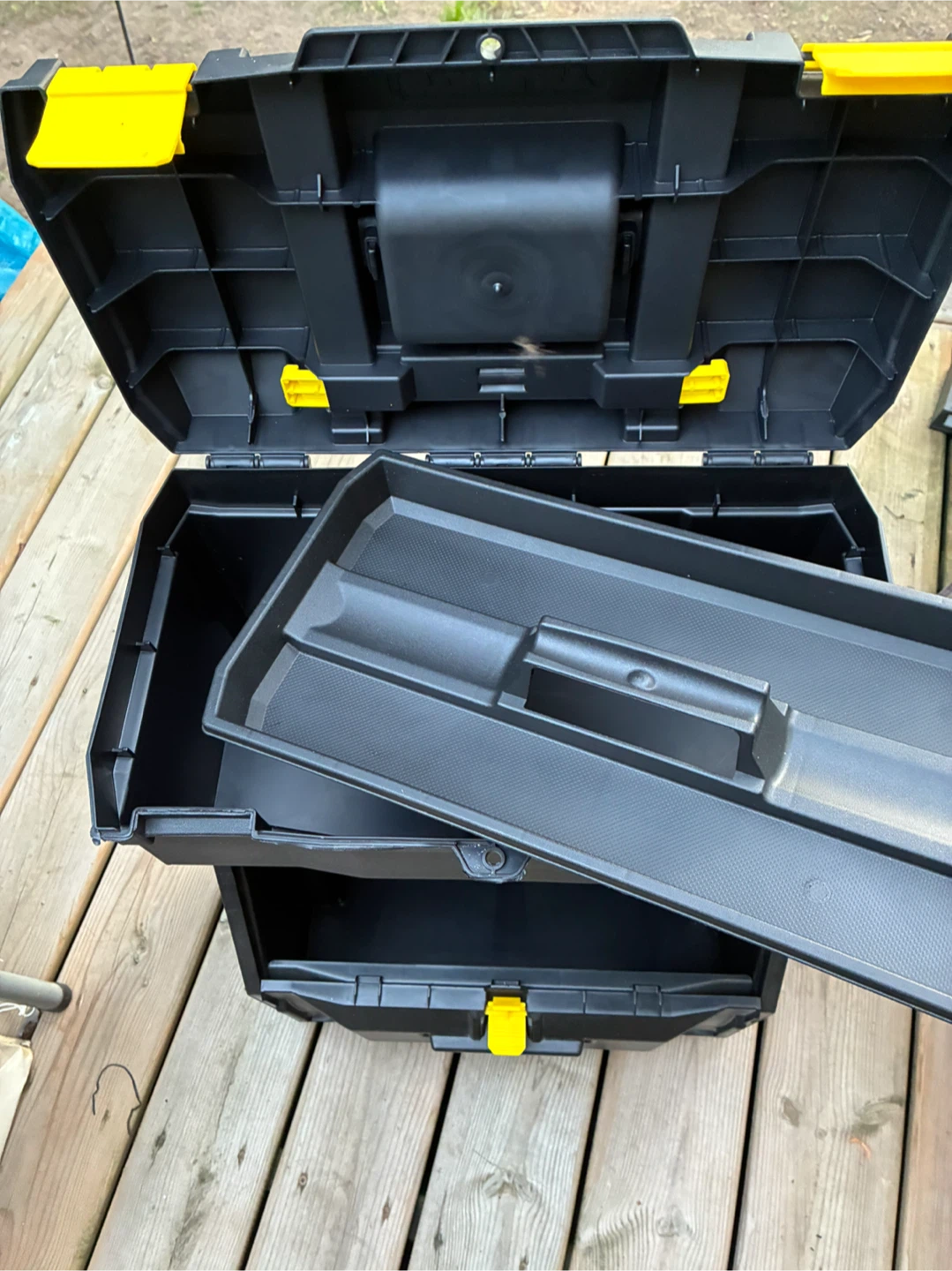 Stanley Mobile Tool Chest - photo 2