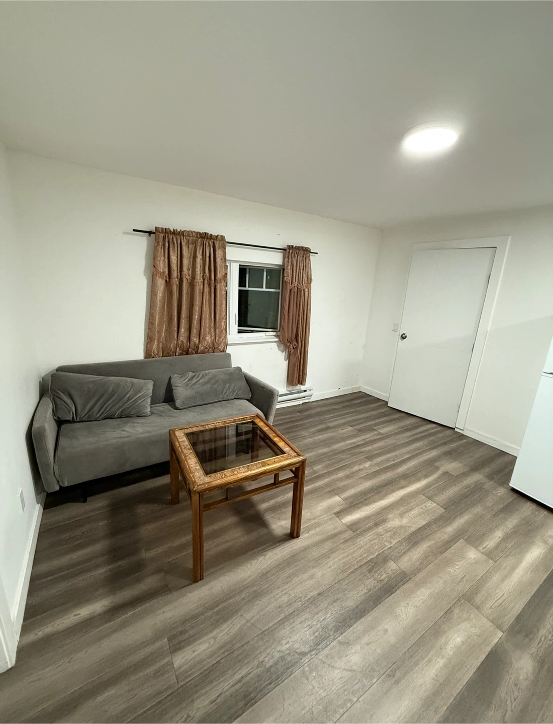 Basement for rent - photo 4