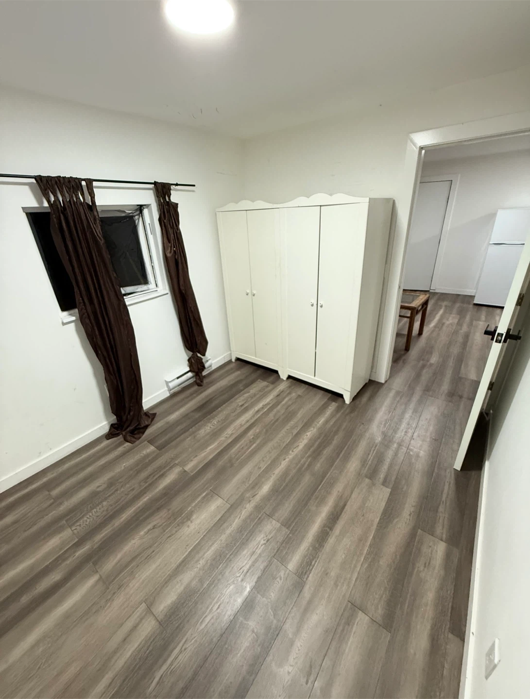 Basement for rent - photo 5