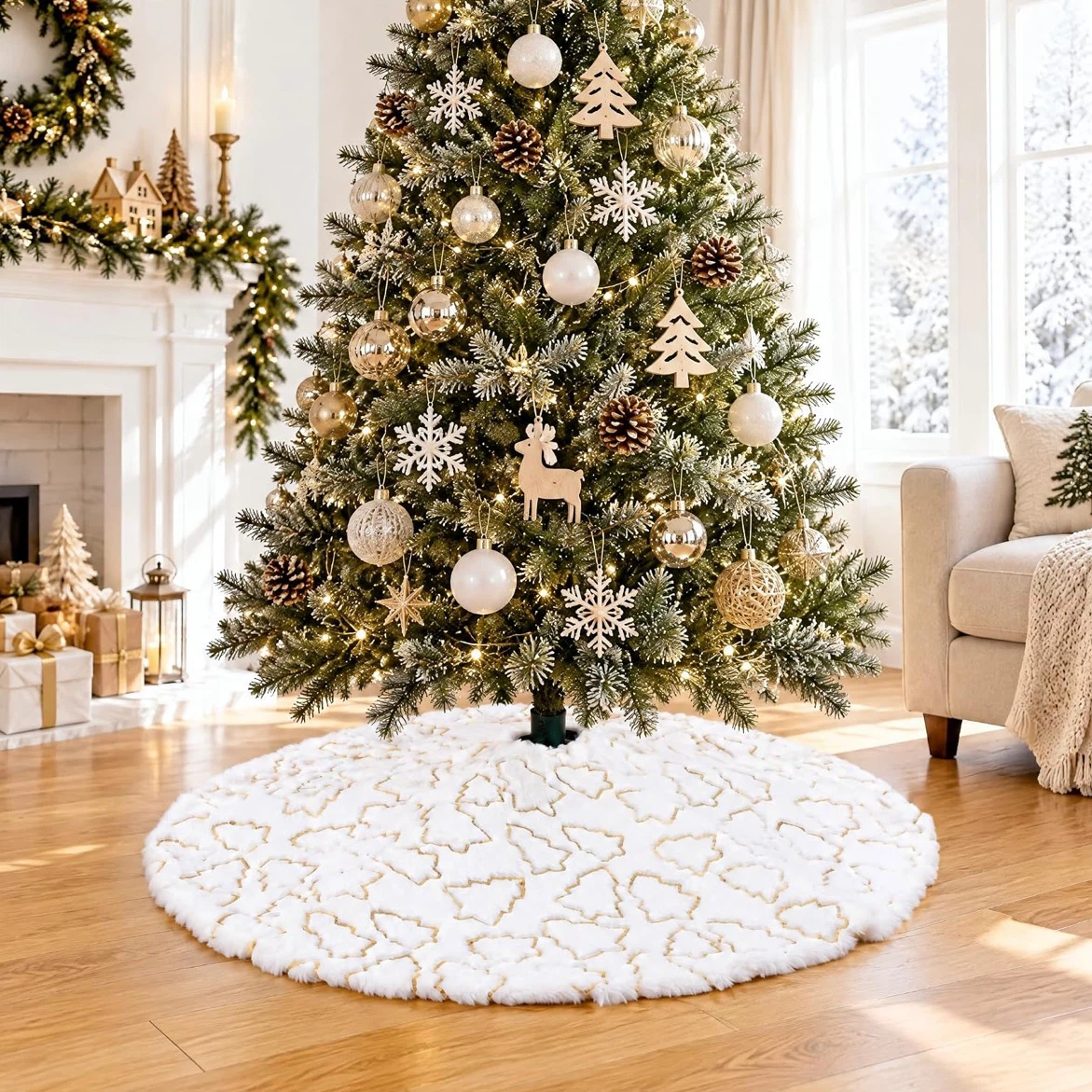 Brand New 36 Inch White Faux Fur Tree Skirt