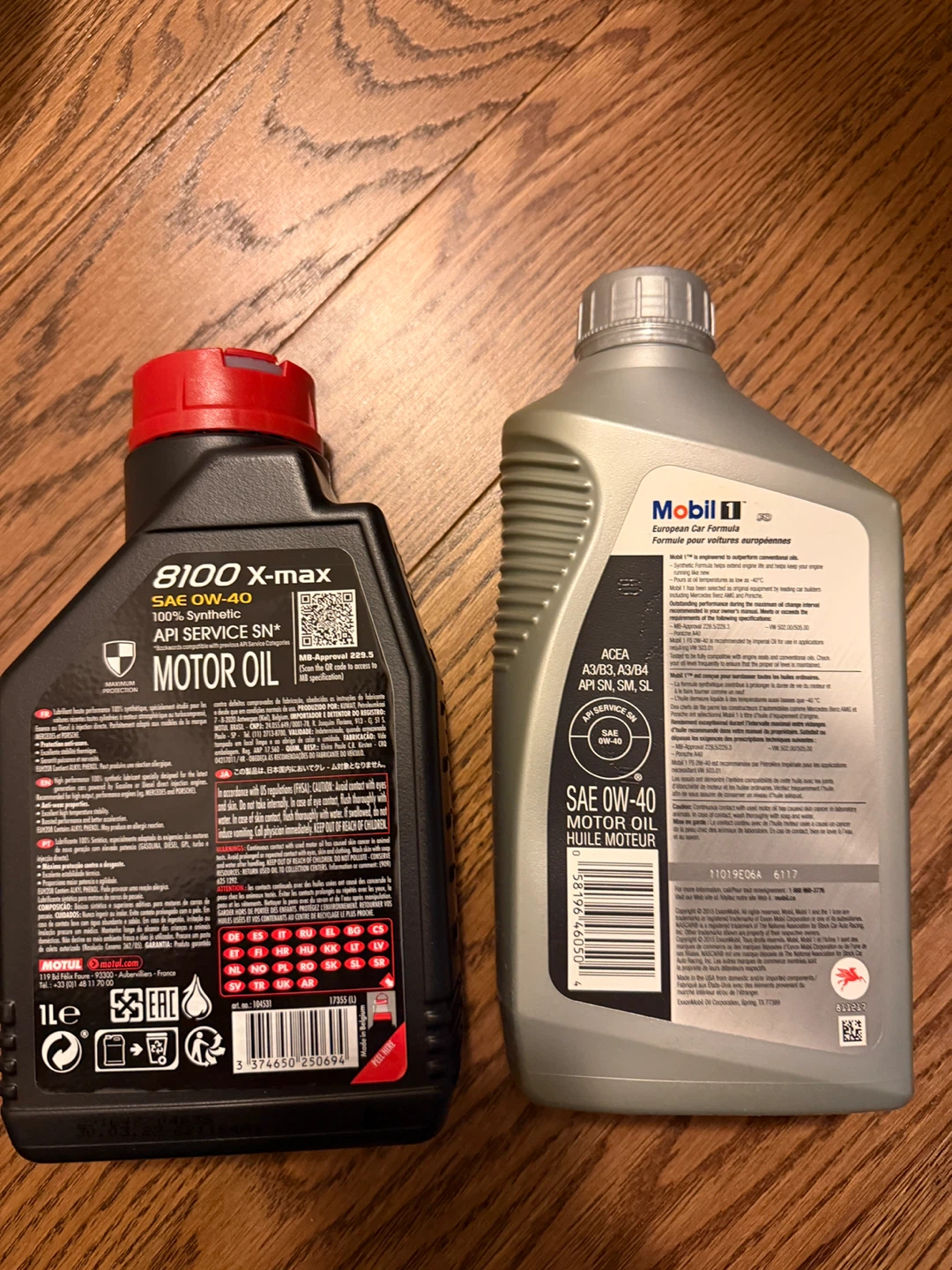 Motul 8100 X-max & Mobil 1 Motor Oil 0W-40 - photo 2