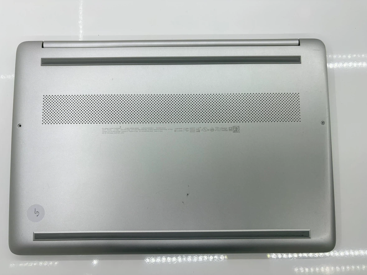 HP Laptop 15-dy5028ca Intel Core i7 Silver - photo 4