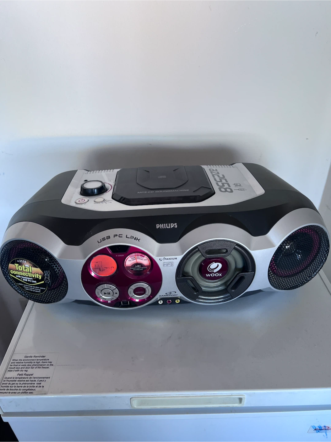 Phillips radio and cd player