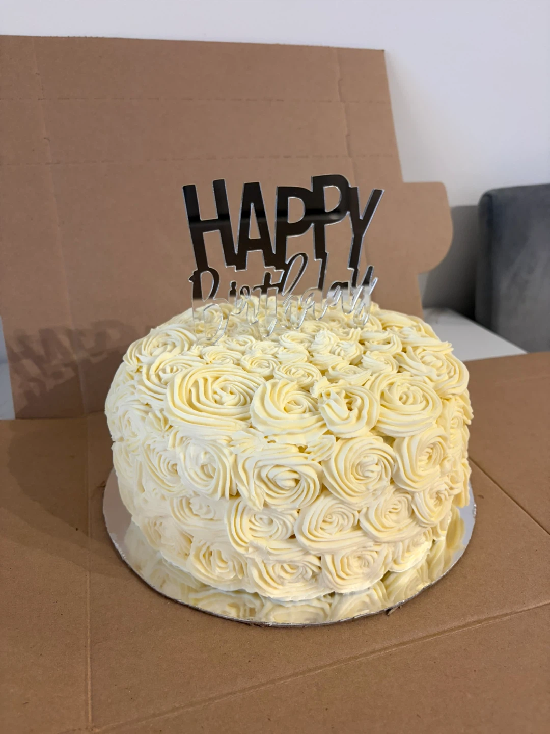 Fake cake