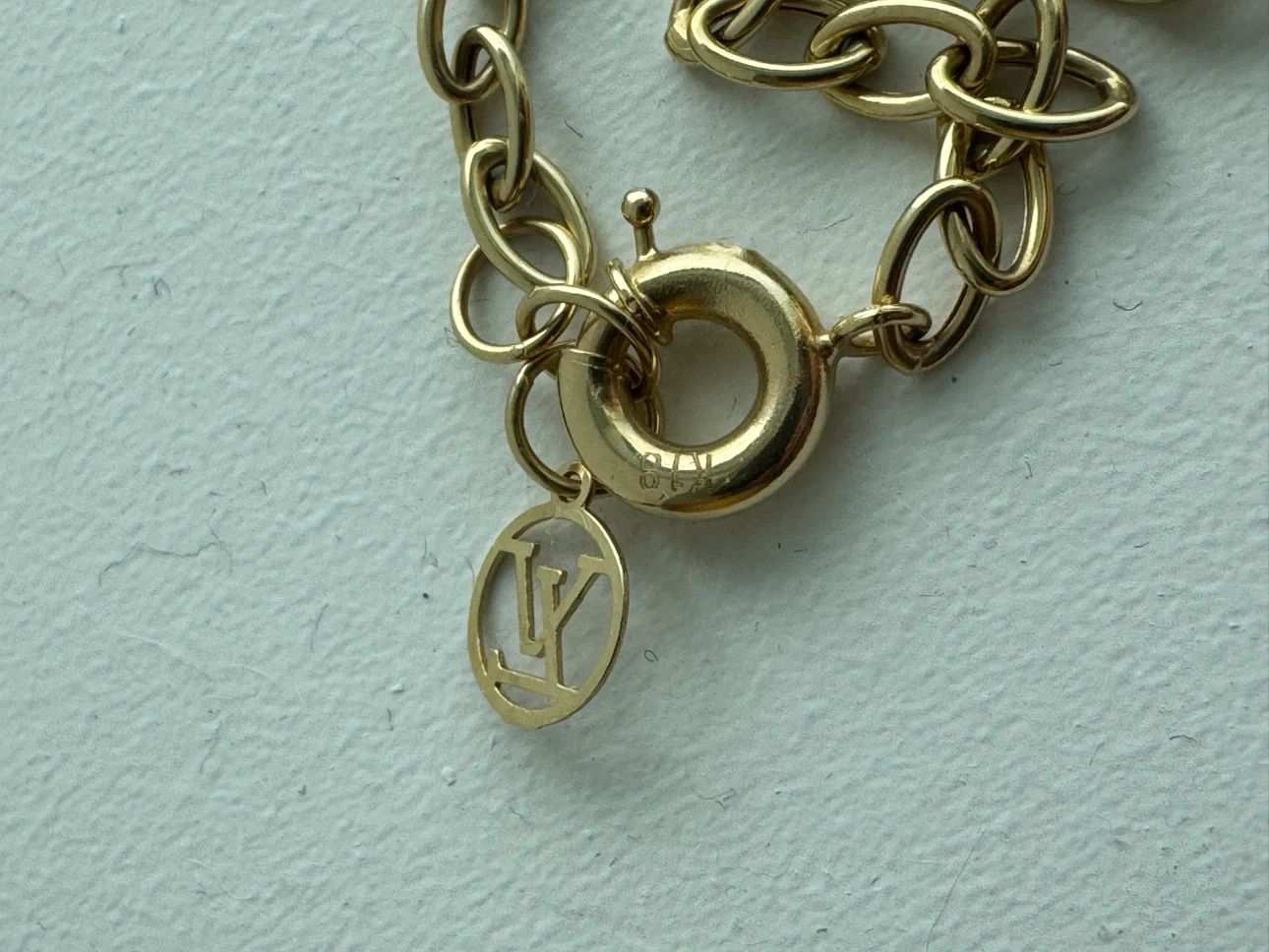 18K Gold LV inspired necklace - photo 5