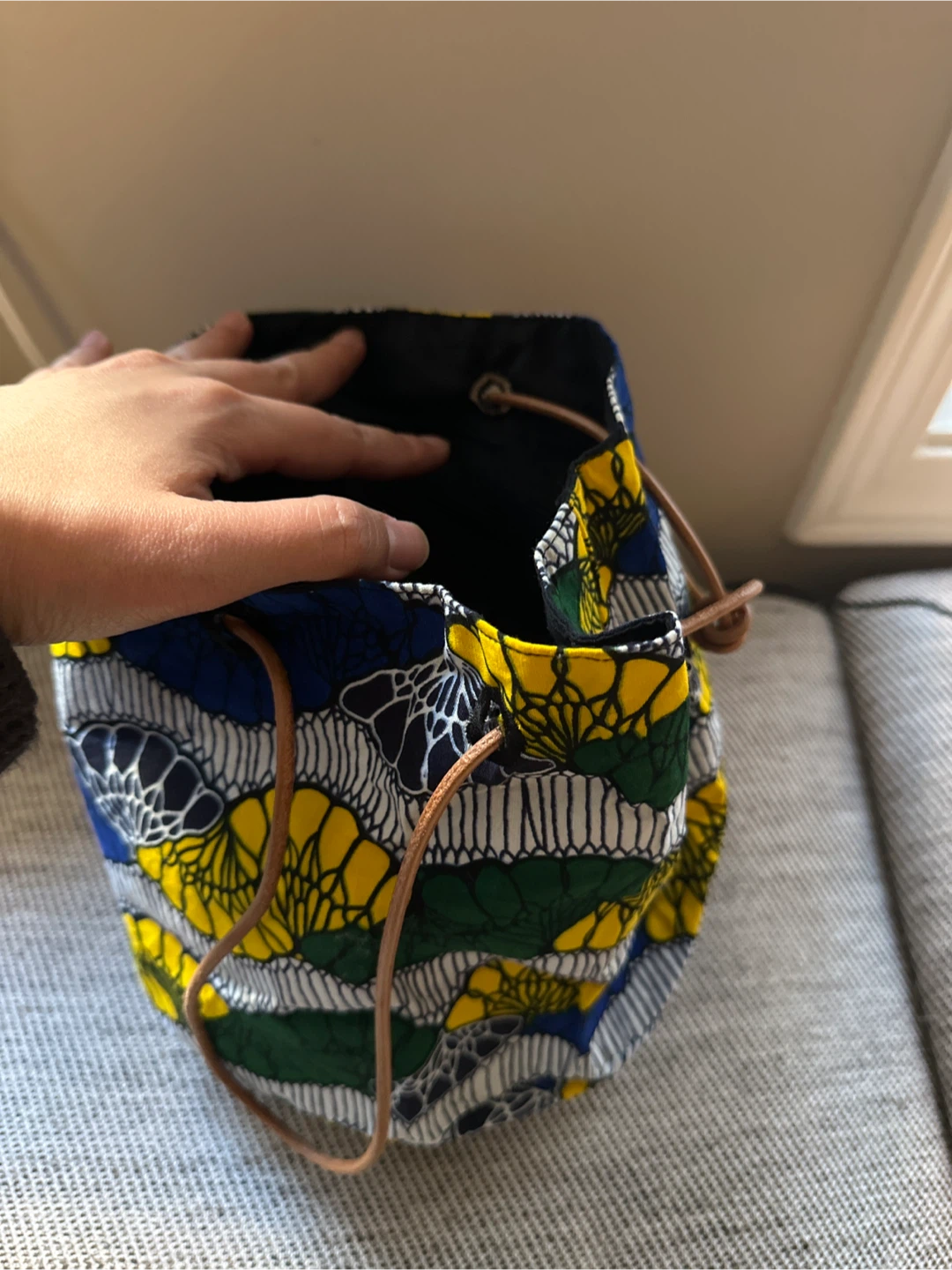 African hand printed Drawstring Bucket Bag - photo 3