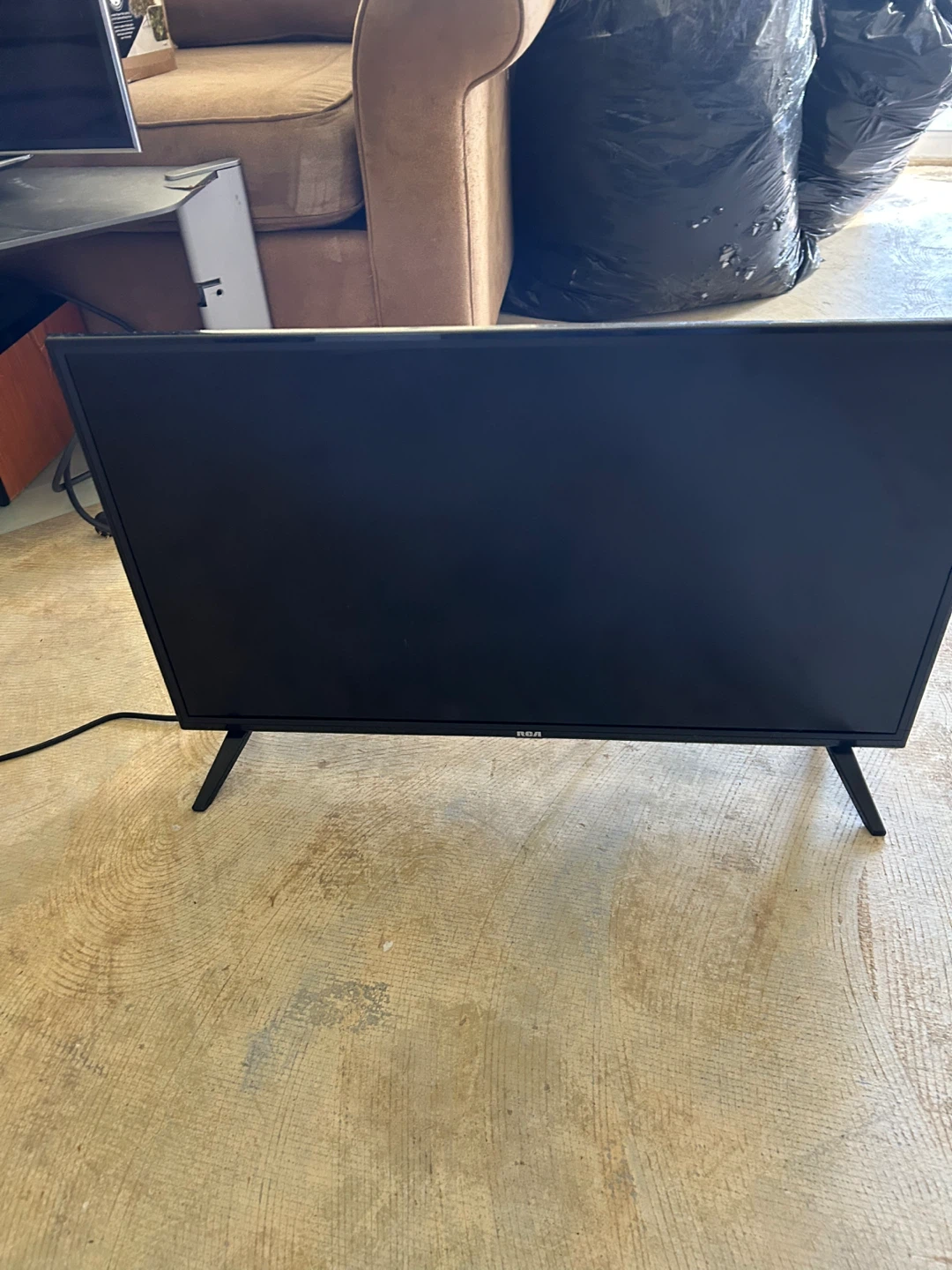 RCA 32 inch LED HDTV RT3205