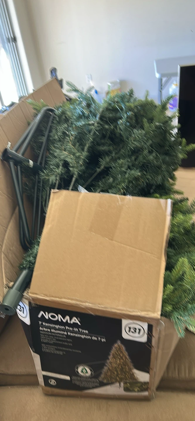 NOMA Kensington Pre-lit Christmas Tree 7-ft - photo 2