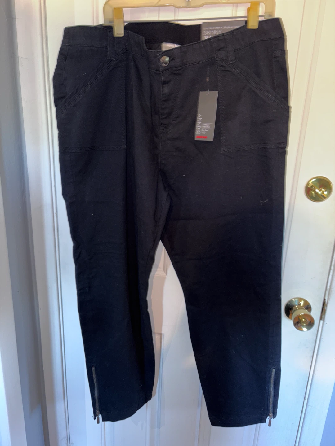 Avenue Skinny Fly Front Cargo Pants Black - photo 3