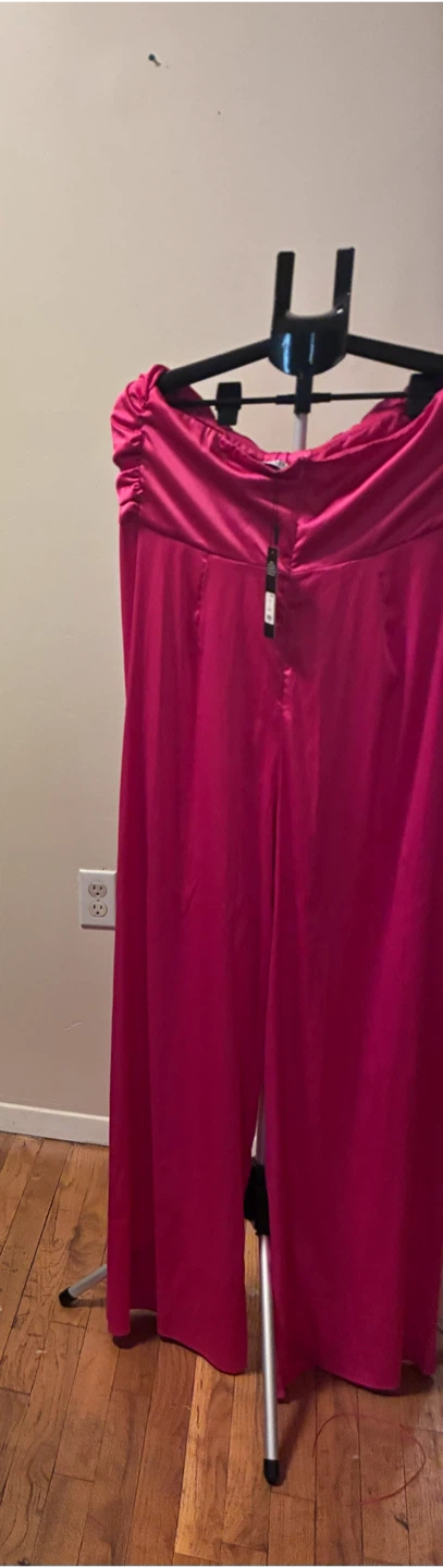 Fashion Nova Chelsea Satin Jumpsuit Hot Pink 1X - photo 3