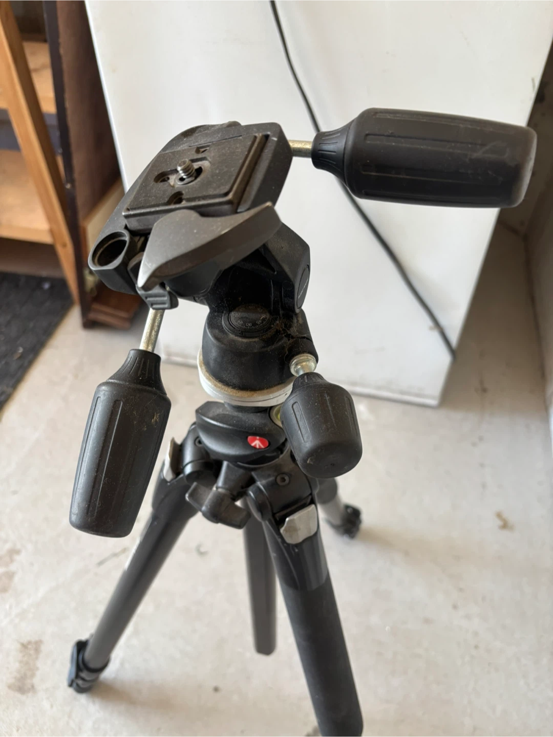 Manfrotto 055XPROB Camera Tripod - photo 3