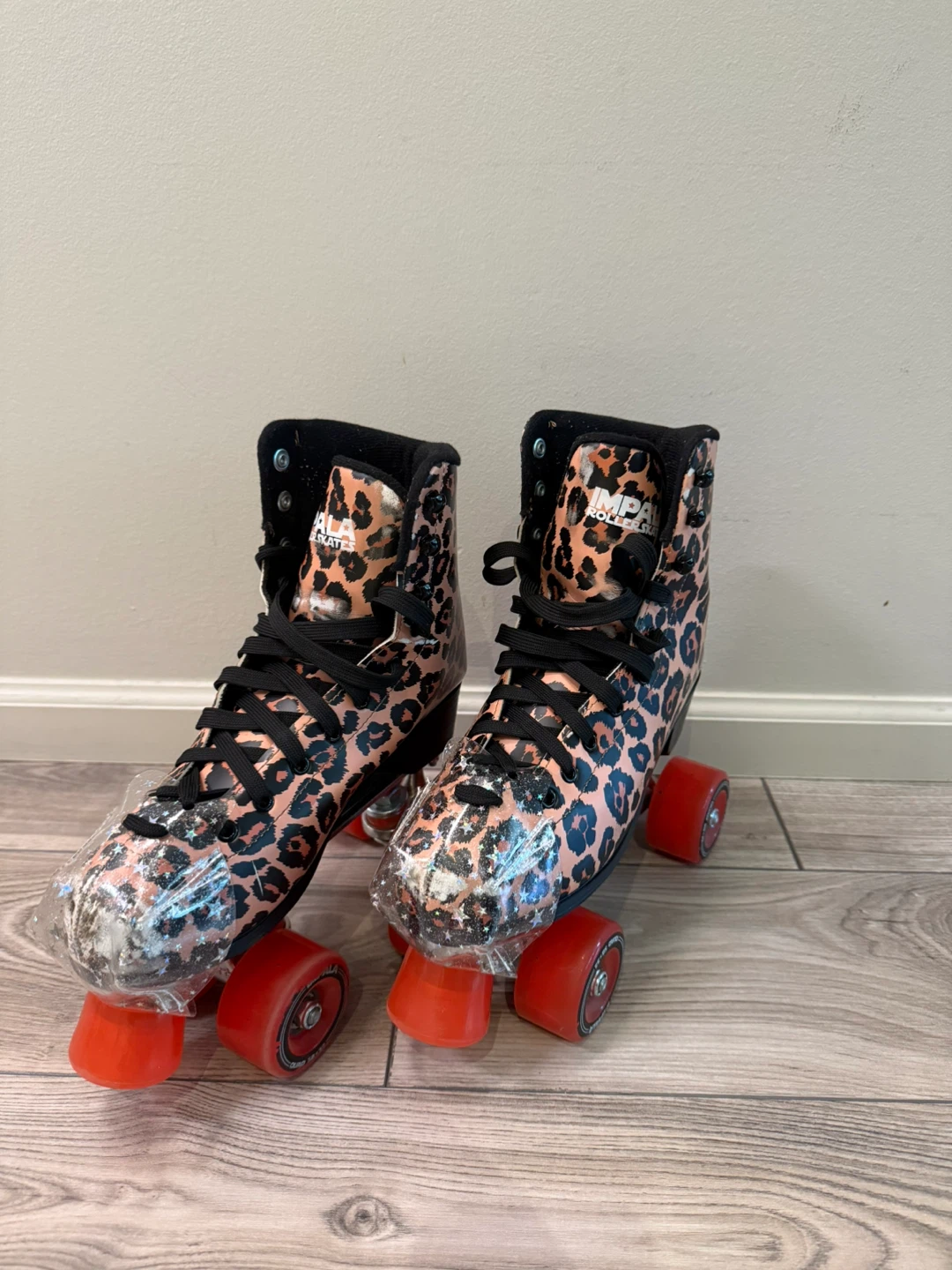 Impala Roller Skates Leopard Print (Size 7)