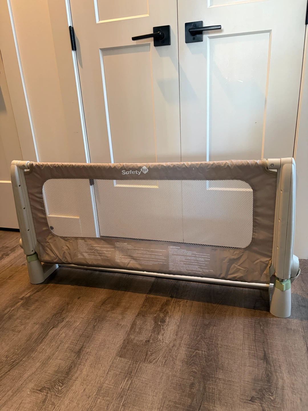Safety first top bed rail.  NEW - photo 2