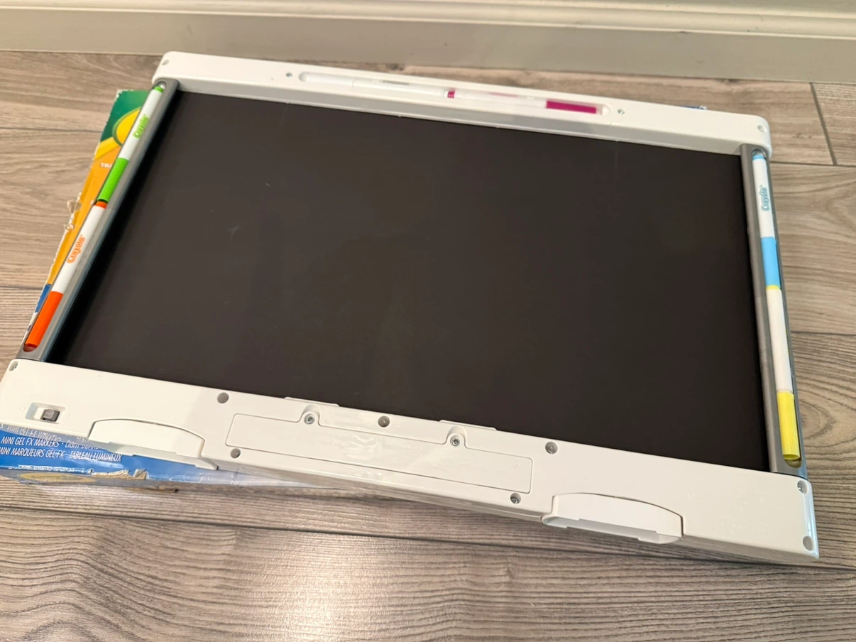 Crayola Ultimate Light Board - photo 3