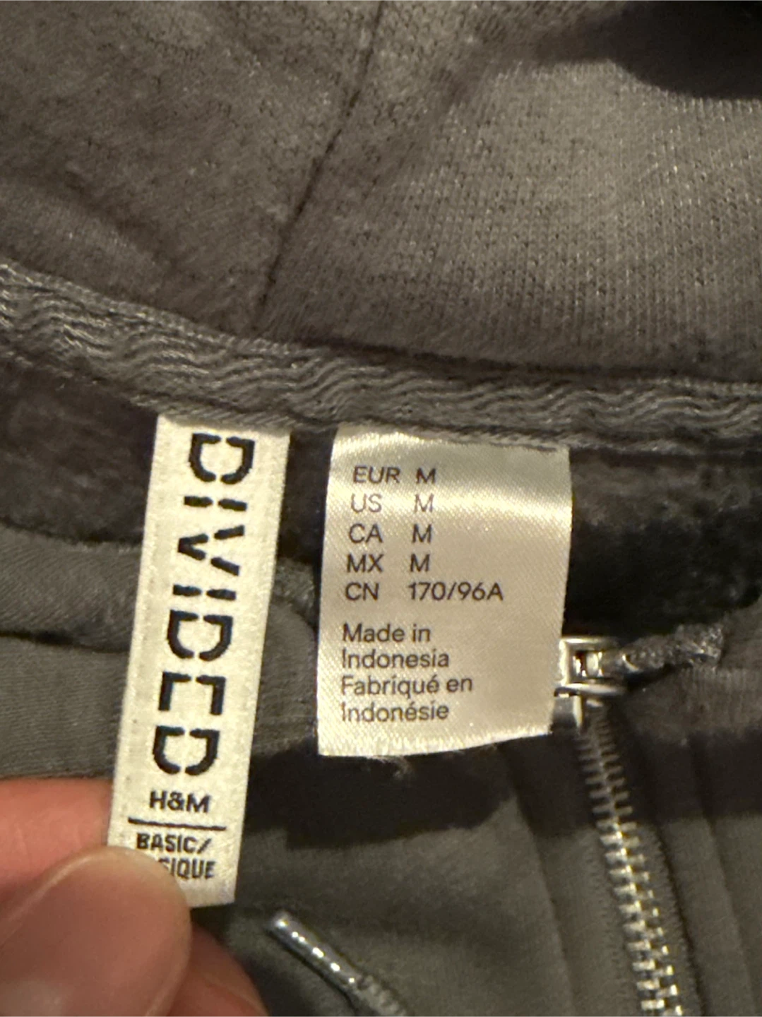 H&M Divided Charcoal Zip-Up Hoodie - photo 2