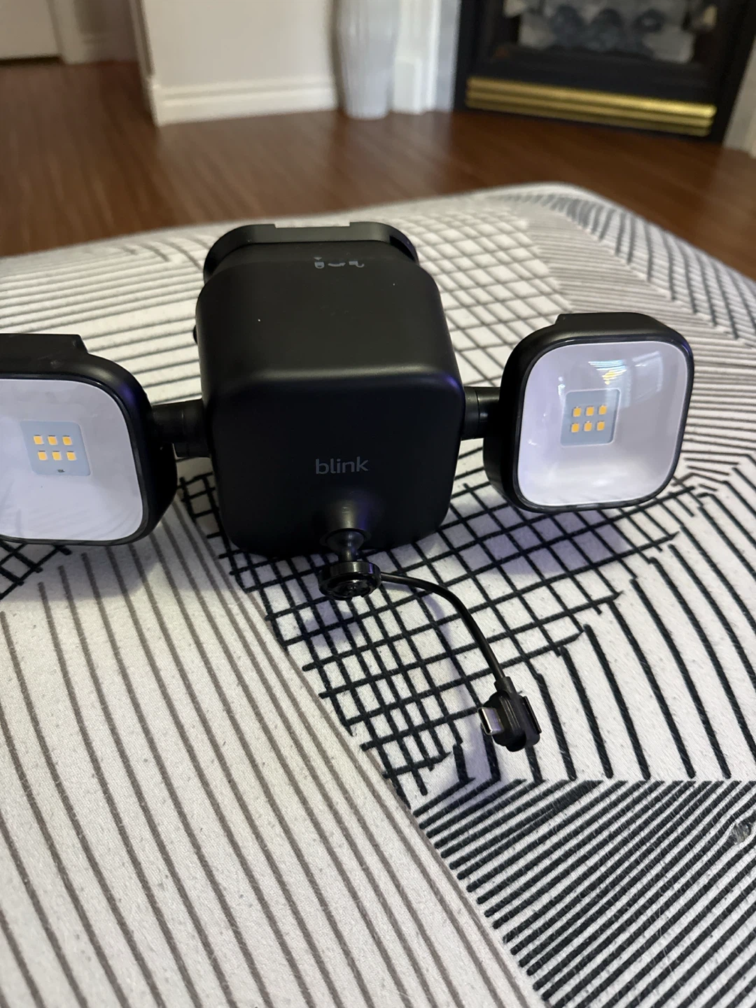 Blink Floodlight Mount