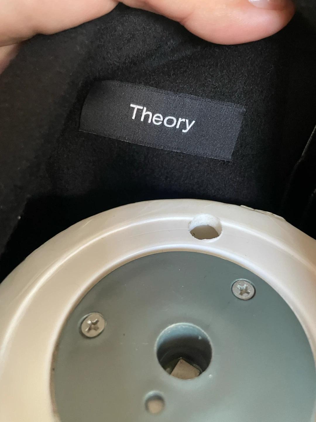 Theory black wool blend cropped jacket Size 6 - photo 4