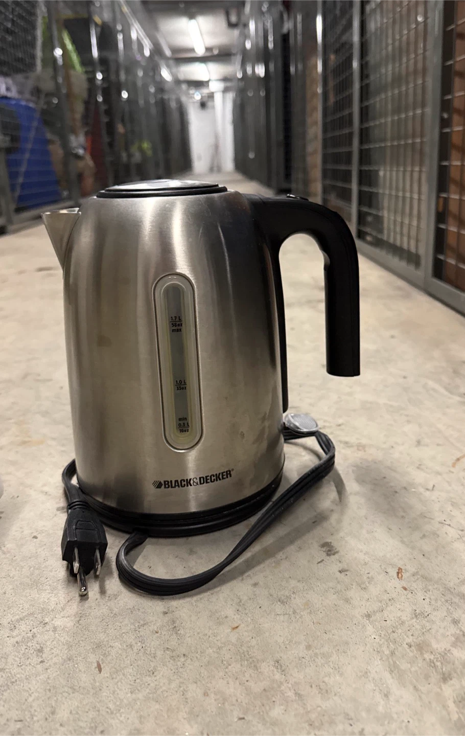 Black and Decker Electric Kettle and RS Heater - photo 2