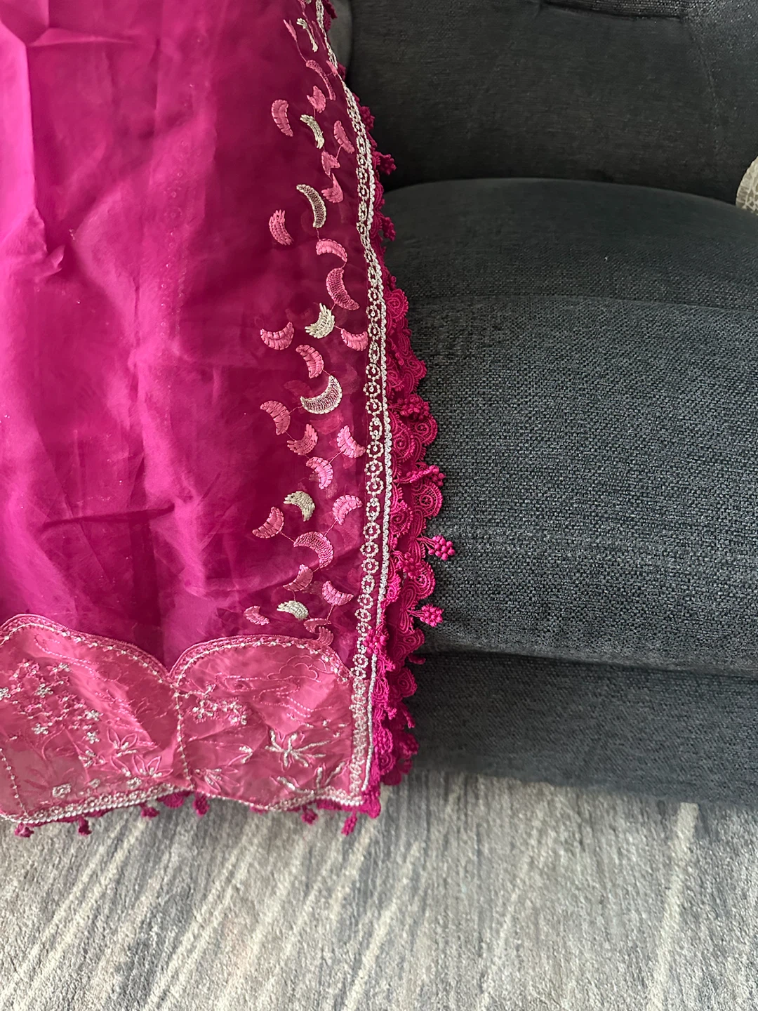 Sofia’s Magenta Embroidered Long Kurta - photo 4
