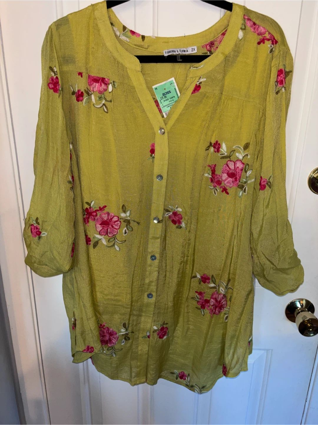 Figueroa & Flower Floral Embroidered Button-Down Top 2X